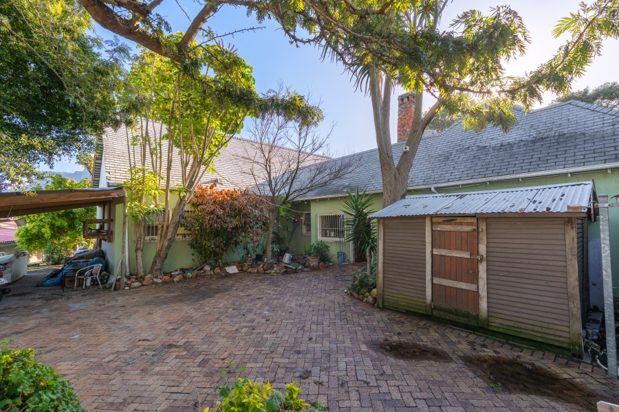 5 Bedroom Property for Sale in Pinelands Western Cape